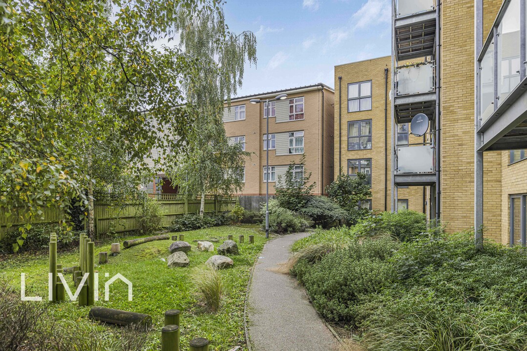 1 bed apartment for sale in Hogarth Crescent, Croydon  - Property Image 16