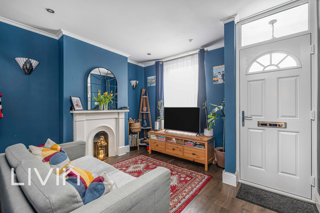 3 bed terraced house for sale in Newark Road, South Croydon, CR2