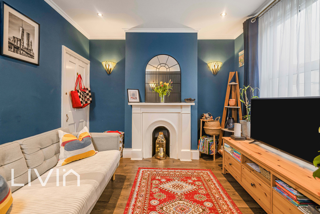 3 bed terraced house for sale in Newark Road, South Croydon  - Property Image 2