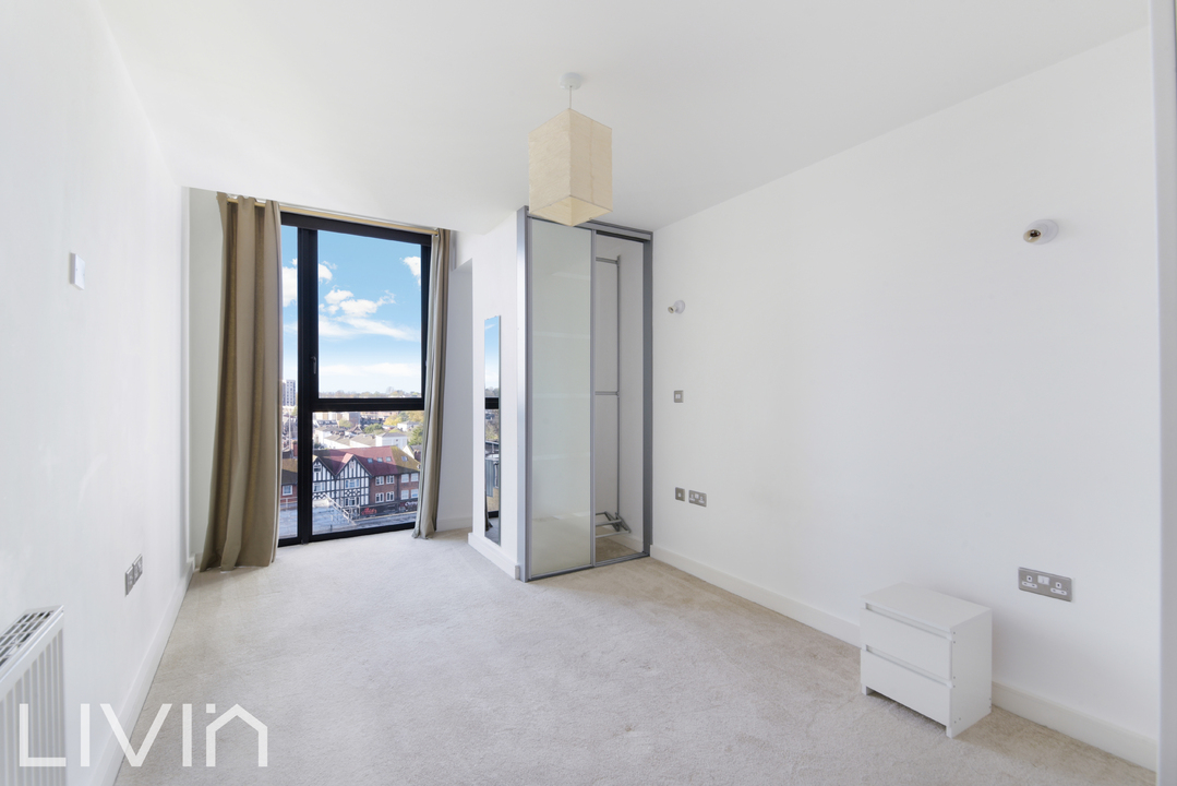 1 bed apartment to rent in Masons Avenue, Croydon 6
