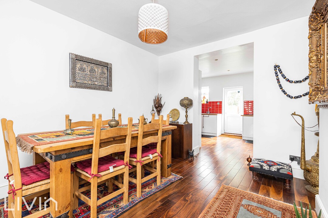 3 bed terraced house for sale in Beverstone Road, Thornton Heath 4