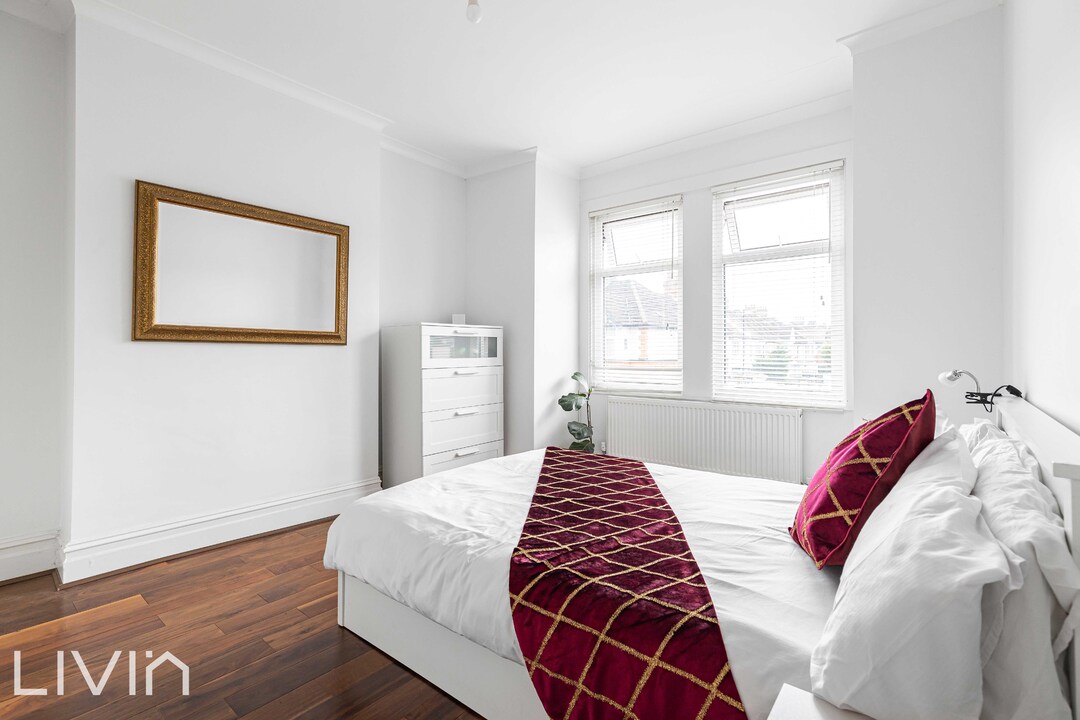 3 bed terraced house for sale in Beverstone Road, Thornton Heath 13