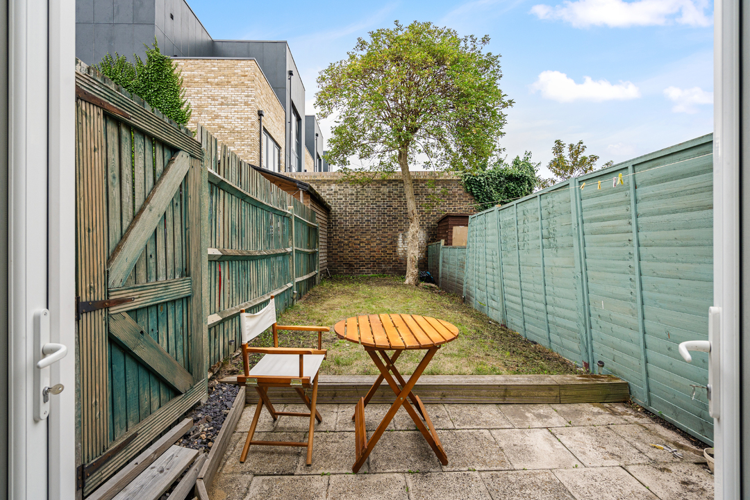 2 bed terraced house for sale in Parker Road, Croydon  - Property Image 8