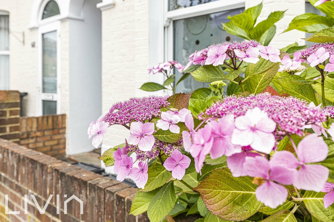 3 bed terraced house for sale in Warren Road, Croydon  - Property Image 3