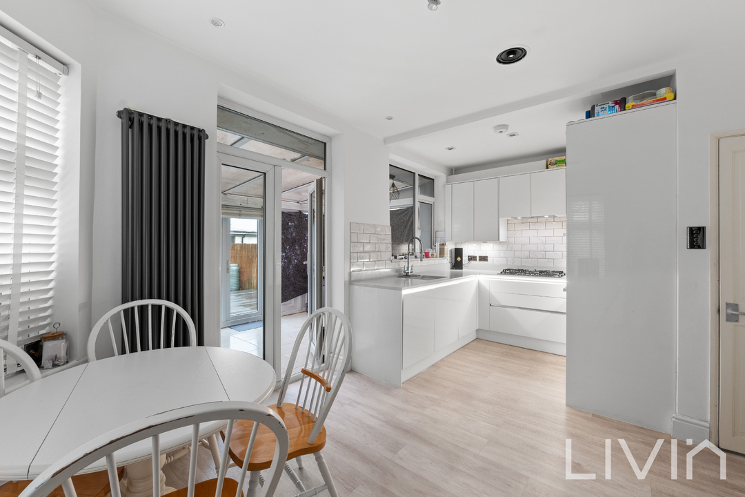 3 bed end of terrace house for sale in Northway Road, Croydon 11