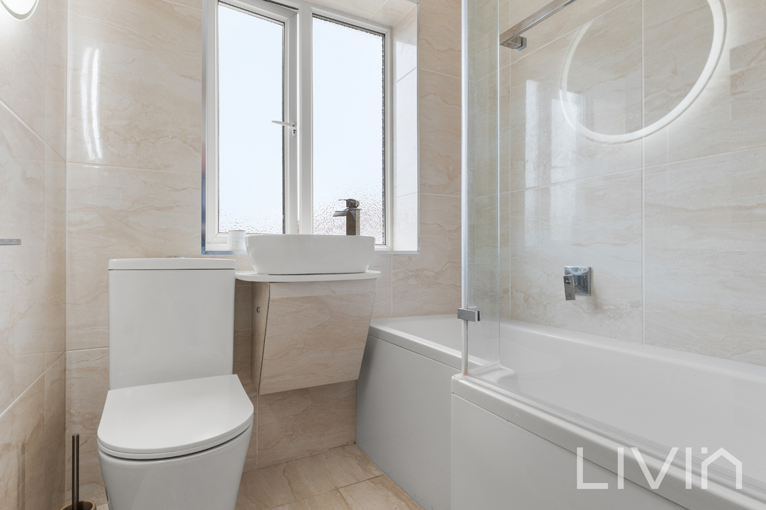 3 bed end of terrace house for sale in Northway Road, Croydon 9