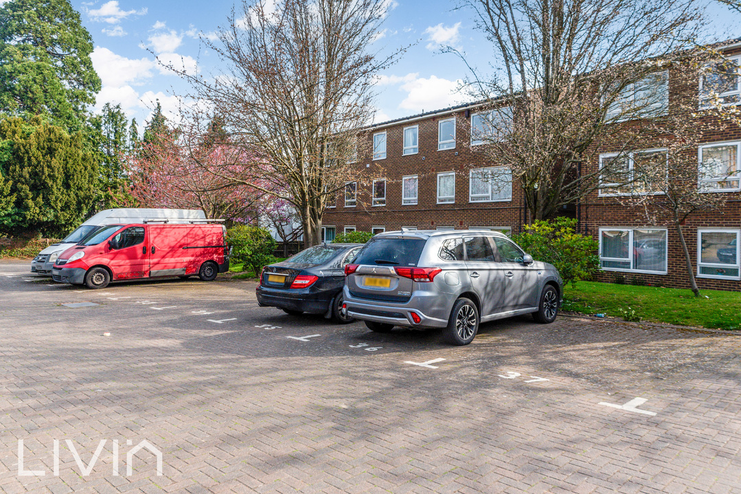 1 bed apartment for sale in Canning Road, Croydon 8