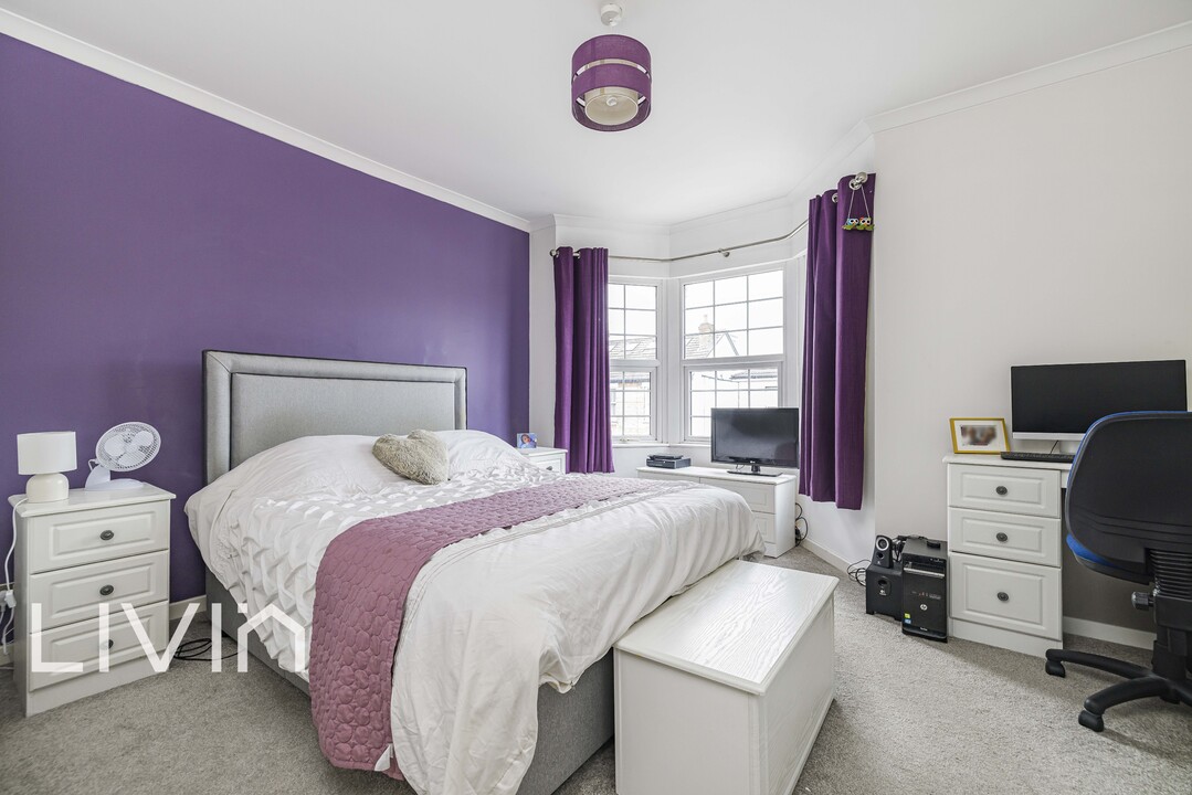 3 bed terraced house for sale in Kemble Road, Croydon  - Property Image 15