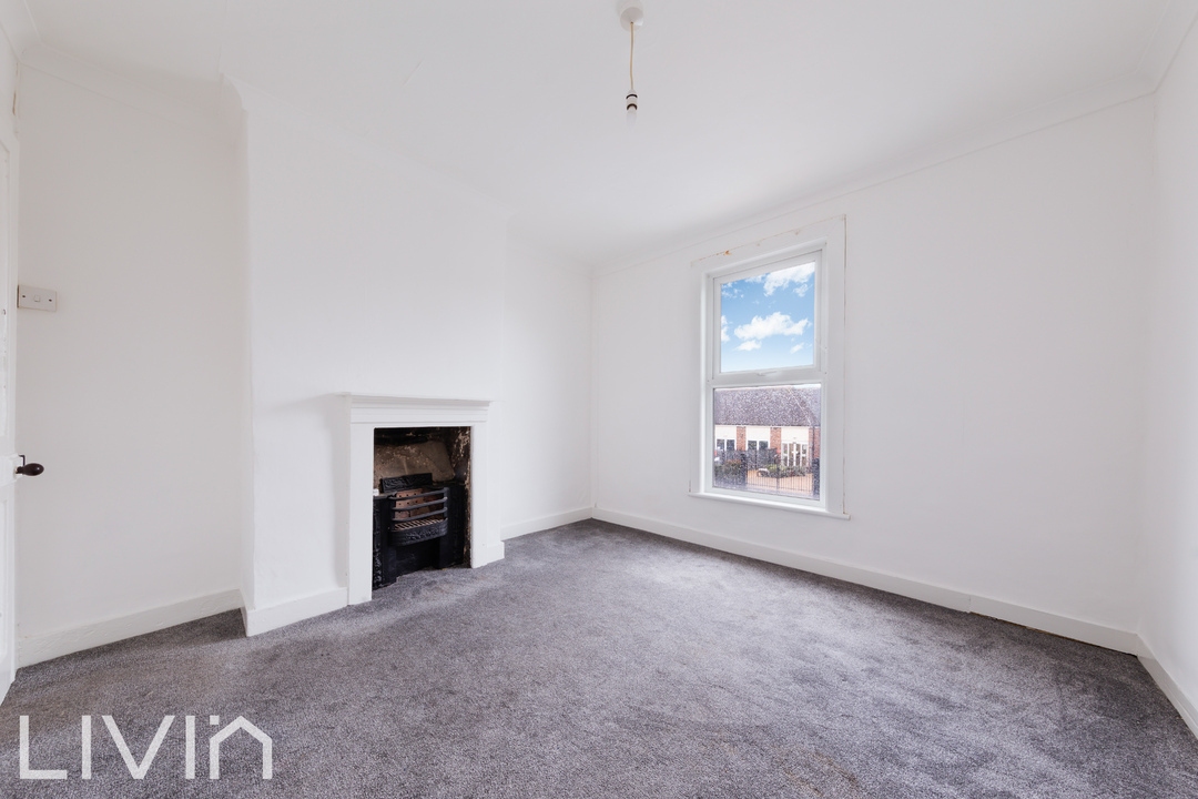 2 bed terraced house to rent in Furze Road, Thornton Heath  - Property Image 10