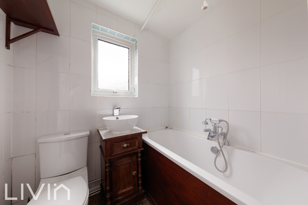 2 bed terraced house to rent in Furze Road, Thornton Heath  - Property Image 9