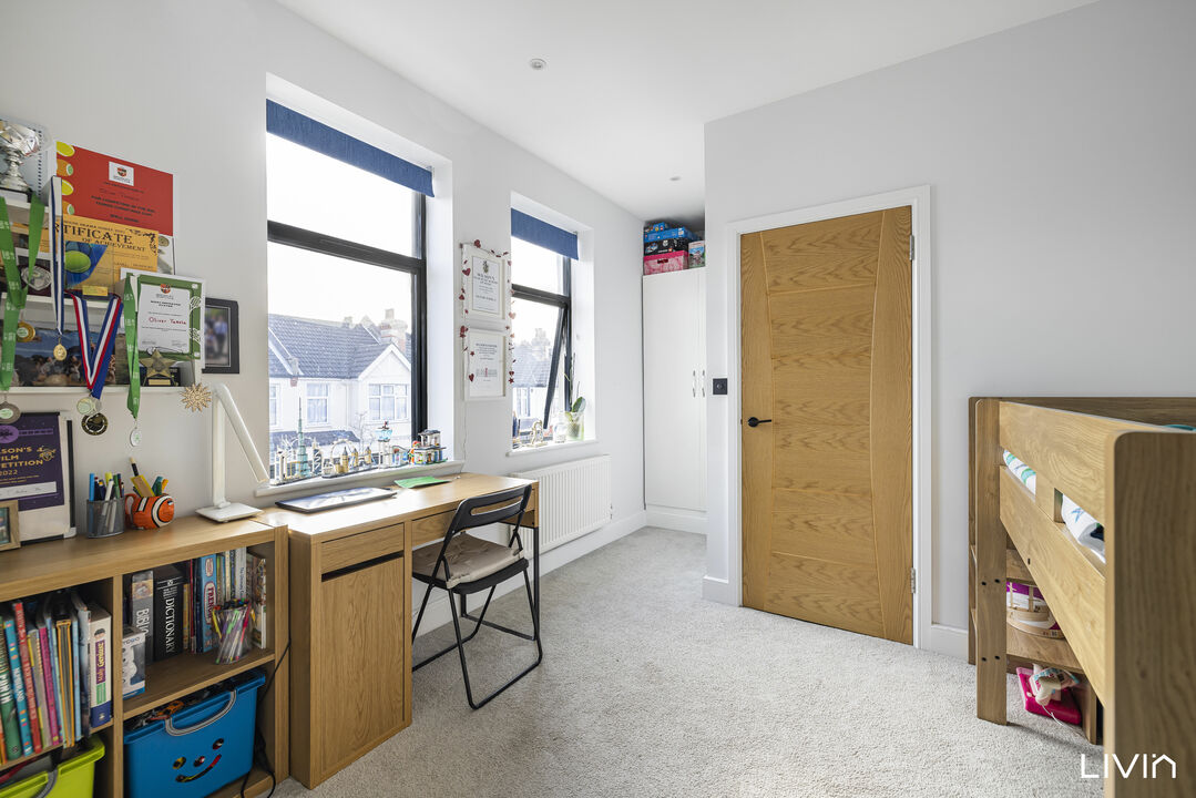 3 bed terraced house for sale in Arrol Road, Beckenham  - Property Image 16