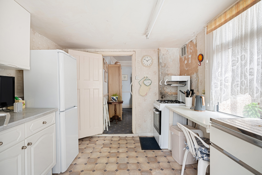 2 bed terraced house for sale in Dalmally Road, Croydon 7