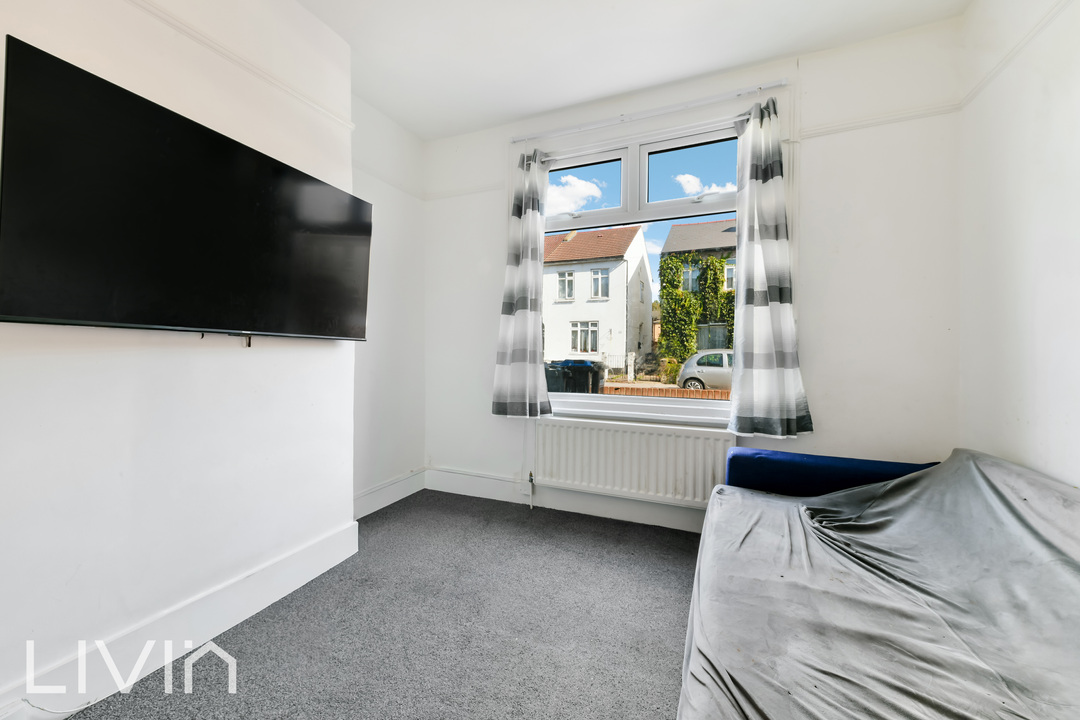 3 bed terraced house for sale in Davidson Road, Croydon  - Property Image 3