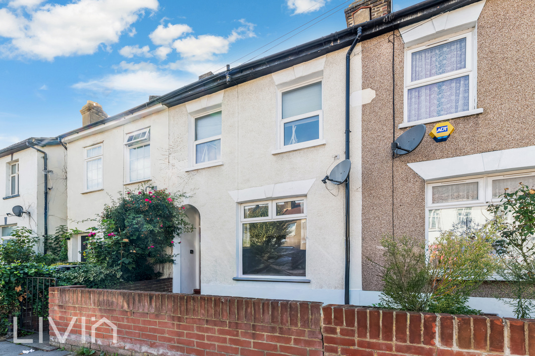 3 bed terraced house for sale in Davidson Road, Croydon, CR0
