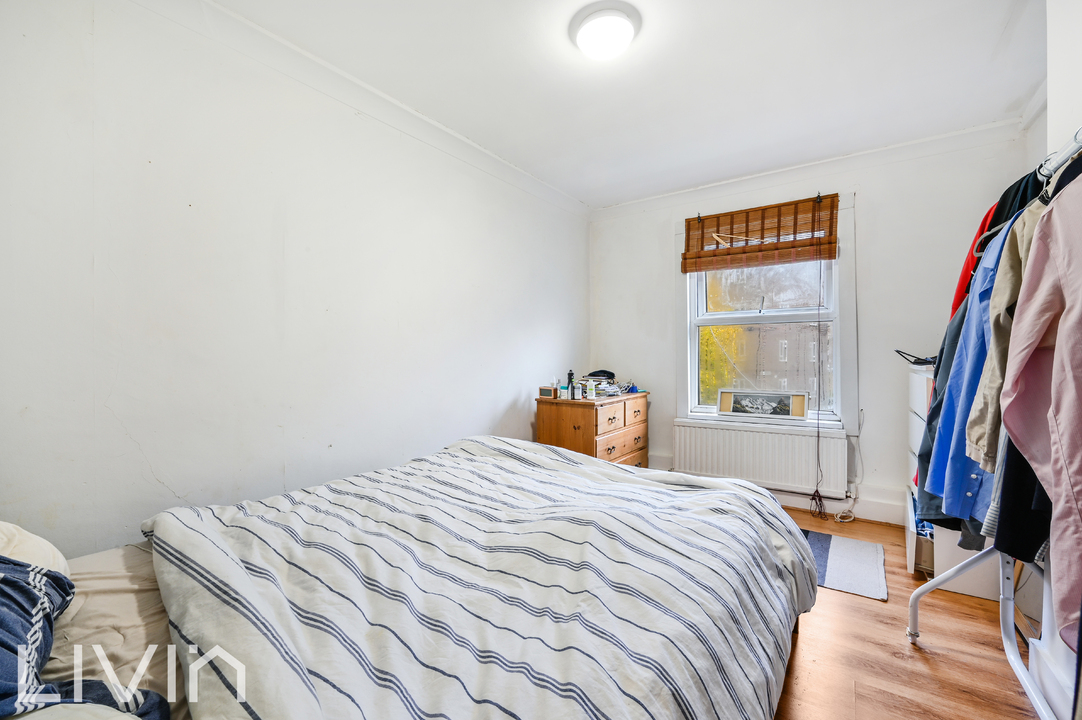 2 bed apartment for sale in Medora Road, London  - Property Image 8