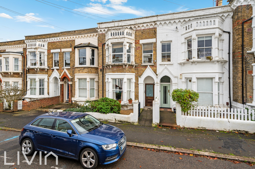 2 bed apartment for sale in Medora Road, London  - Property Image 1