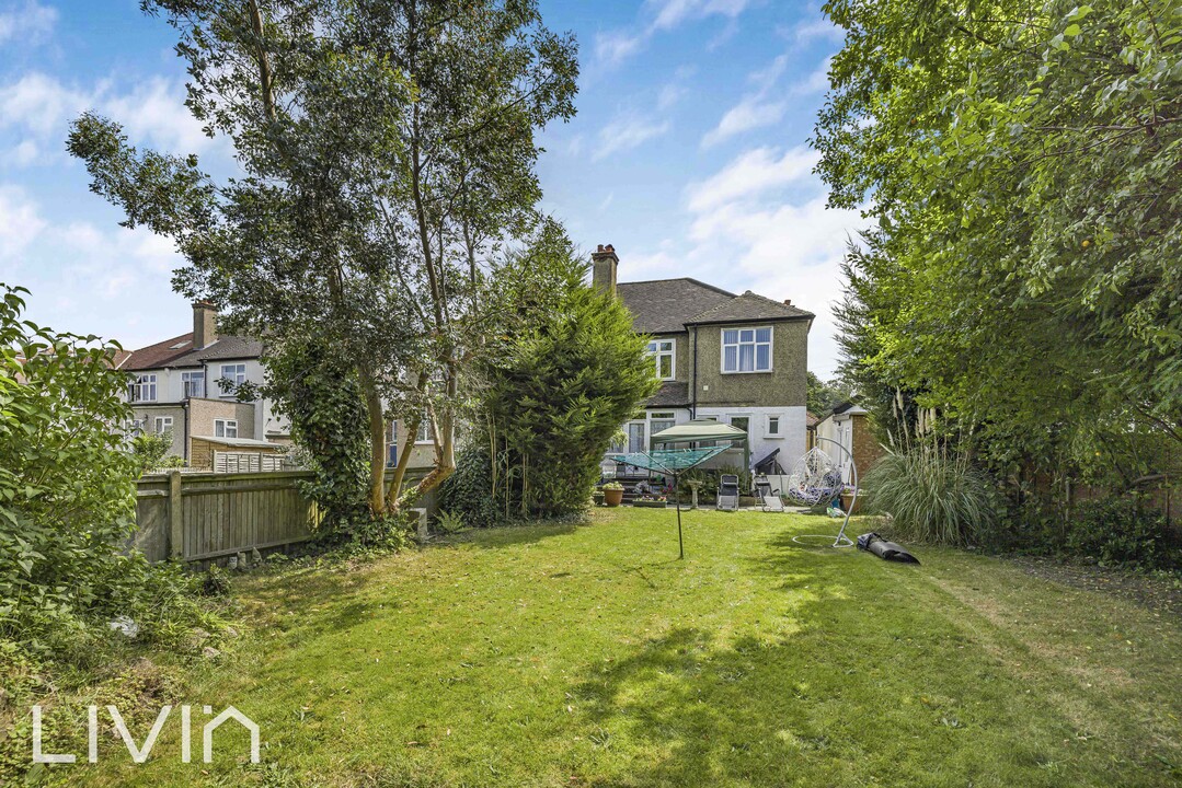 4 bed semi-detached house for sale in Addiscombe Road, Croydon 9
