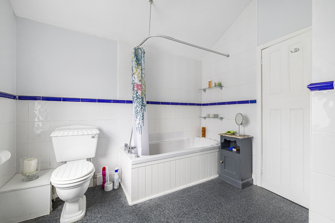 3 bed terraced house for sale in Dalmally Road, Croydon  - Property Image 14