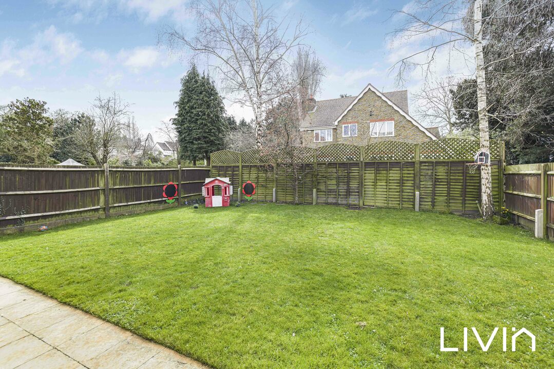 4 bed detached house for sale in Broadeaves Close, South Croydon 4