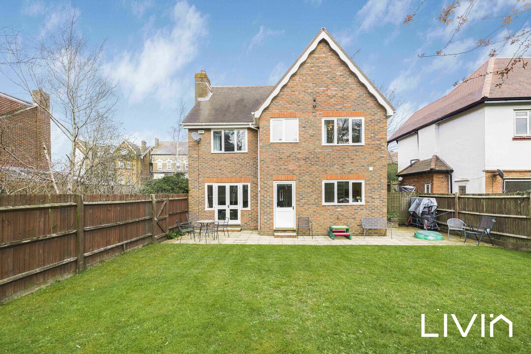 4 bed detached house for sale in Broadeaves Close, South Croydon  - Property Image 12