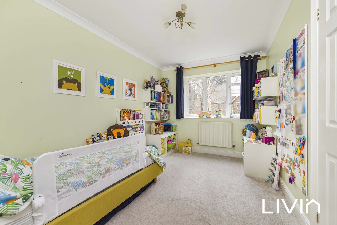 4 bed detached house for sale in Broadeaves Close, South Croydon 16