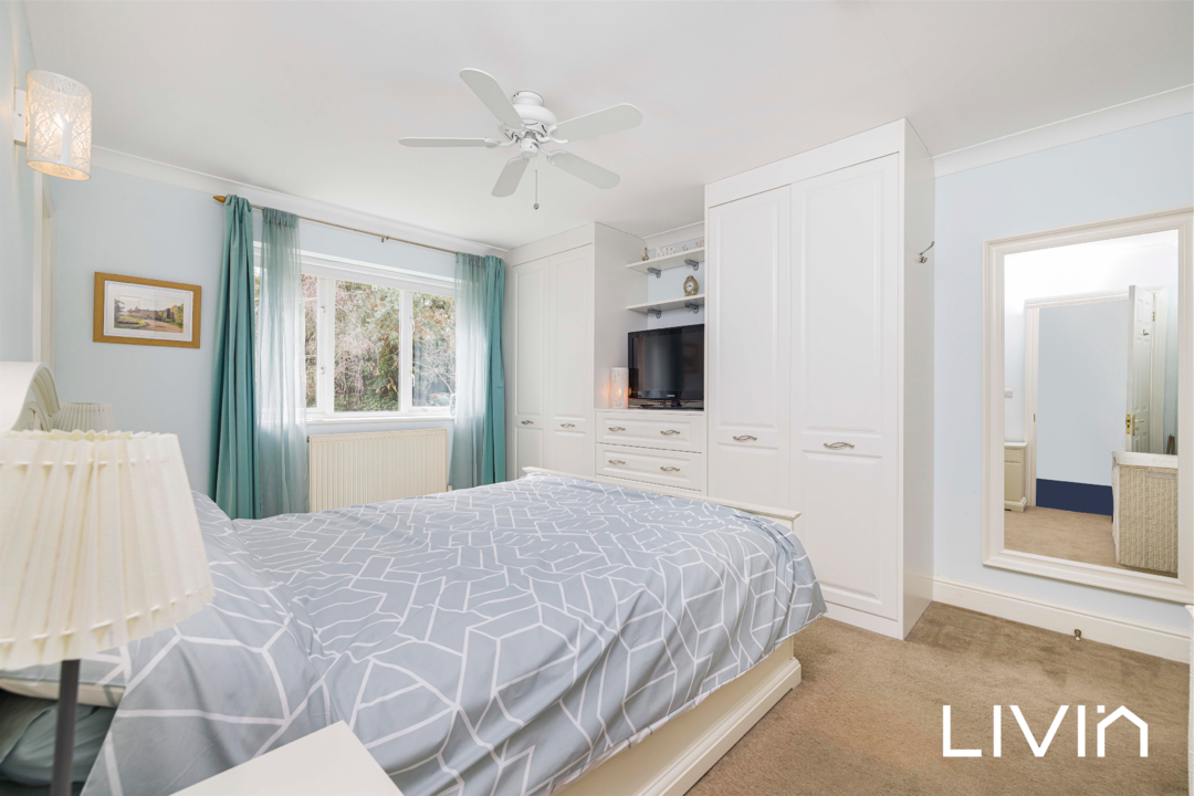 4 bed detached house for sale in Broadeaves Close, South Croydon 12