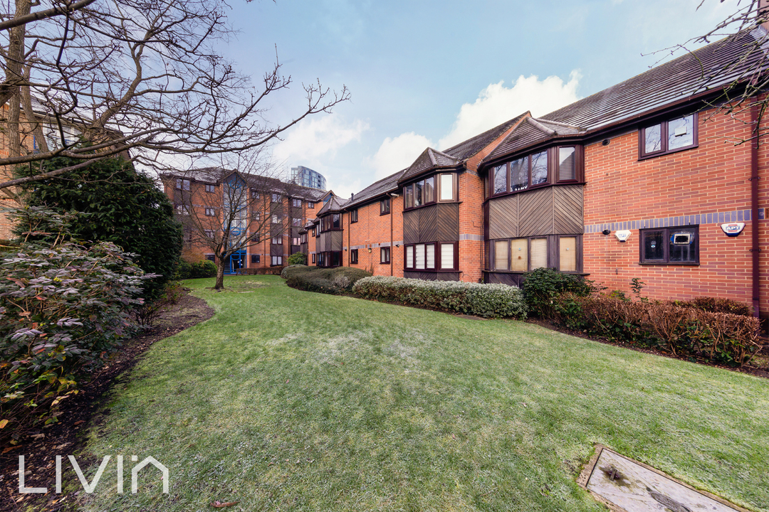 1 bed apartment to rent in Chartwell Close, Croydon  - Property Image 12