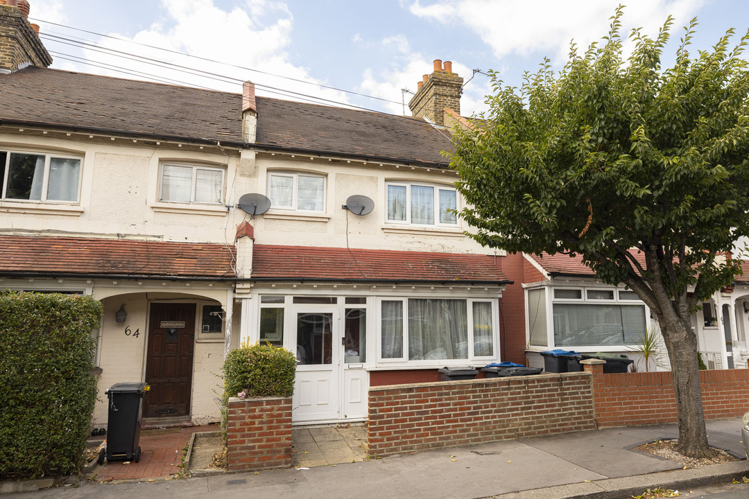 3 bed terraced house for sale in Torridge Road, Thornton Heath  - Property Image 2