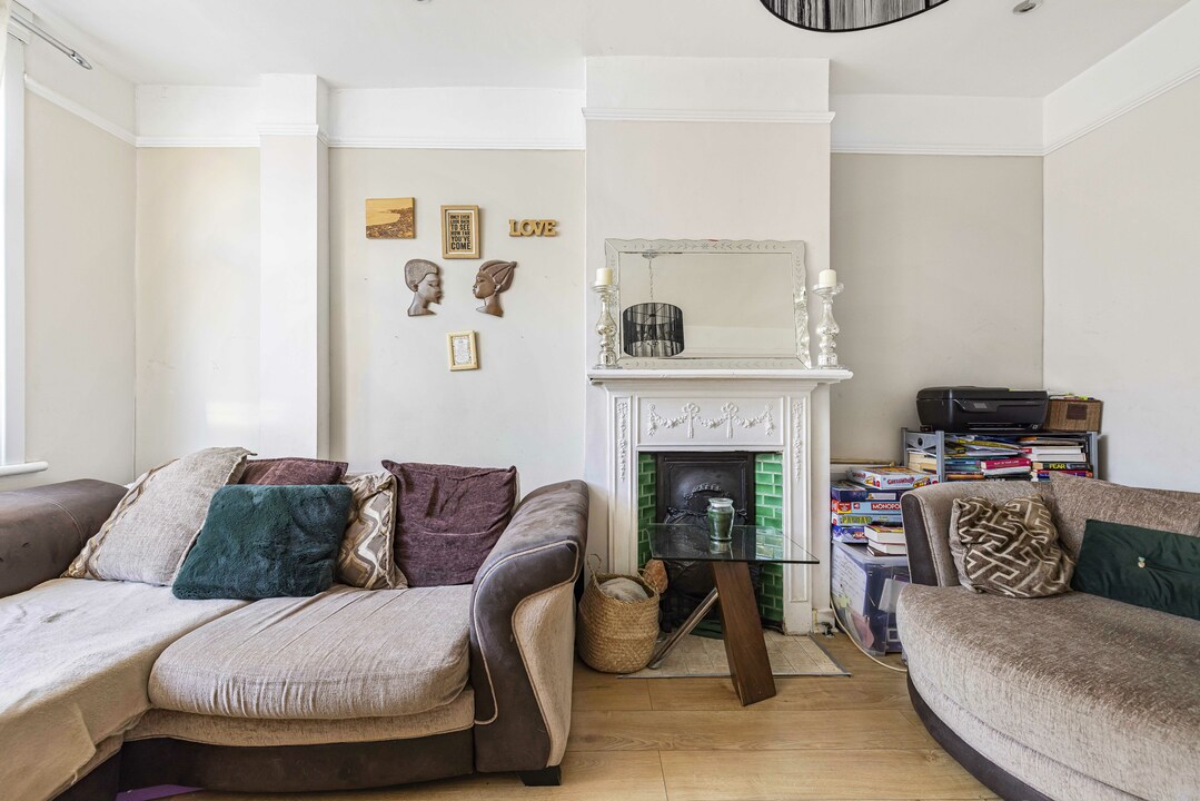 2 bed maisonette for sale in Greenside Road, Croydon  - Property Image 12