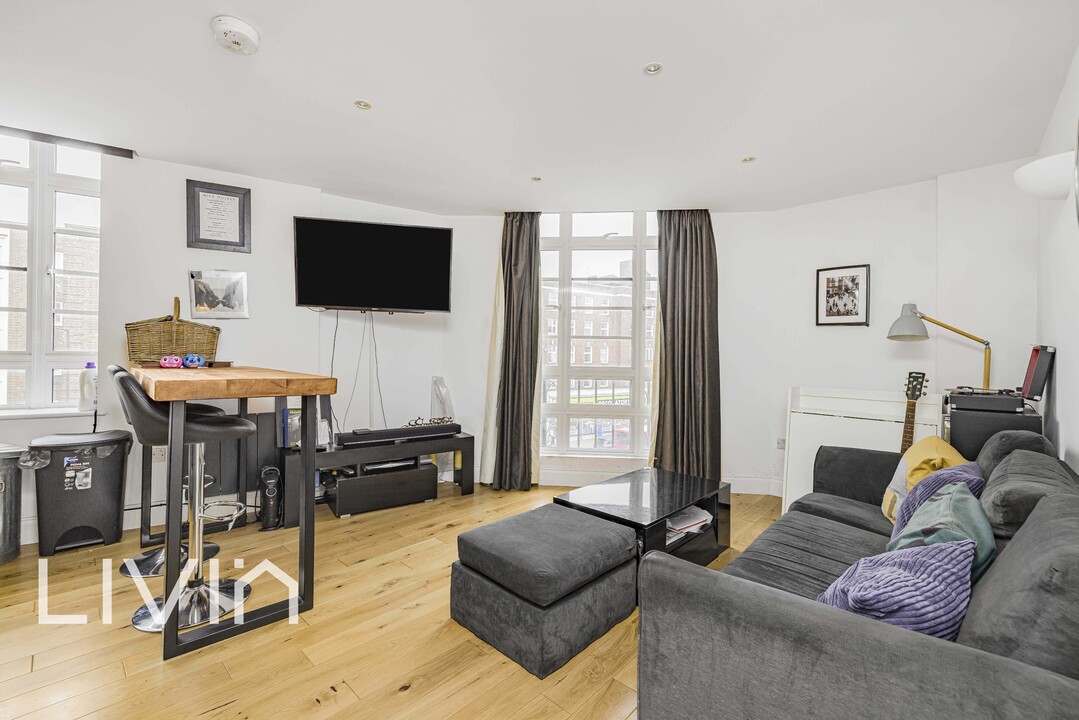 2 bed apartment for sale in Streatham Hill, London  - Property Image 5