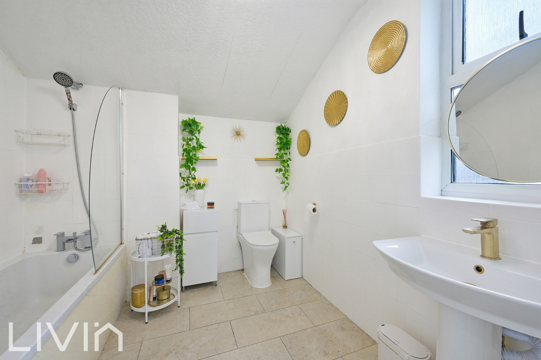 2 bed terraced house for sale in Pawsons Road, Croydon 9