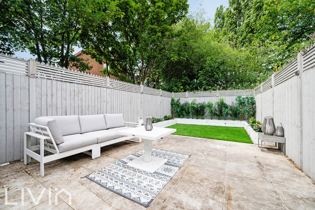 2 bed terraced house for sale in Pawsons Road, Croydon 2