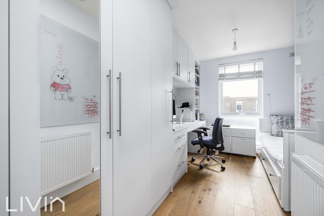 4 bed terraced house for sale in Hunters Way, Croydon  - Property Image 15