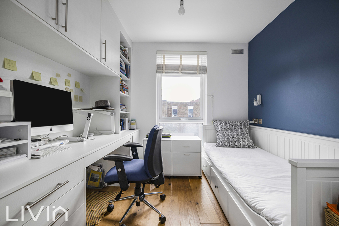 4 bed terraced house for sale in Hunters Way, Croydon  - Property Image 16