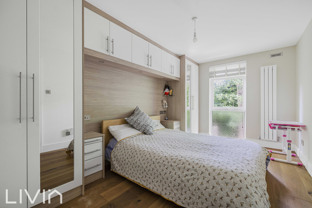 4 bed terraced house for sale in Hunters Way, Croydon  - Property Image 12