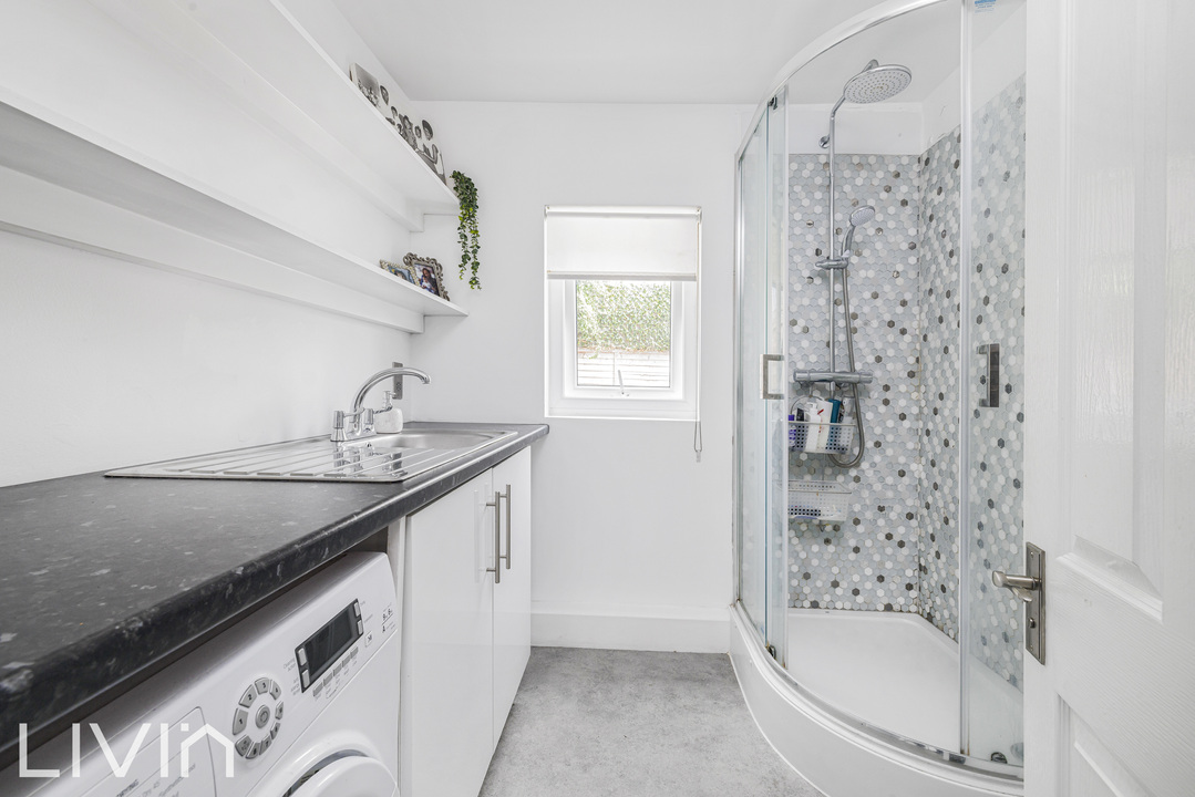 2 bed semi-detached house for sale in Broadway Avenue, Croydon  - Property Image 3