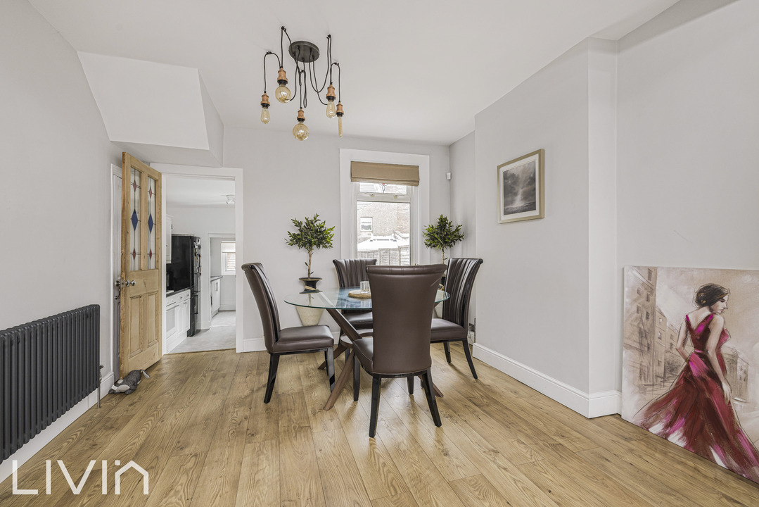 2 bed semi-detached house for sale in Broadway Avenue, Croydon  - Property Image 7