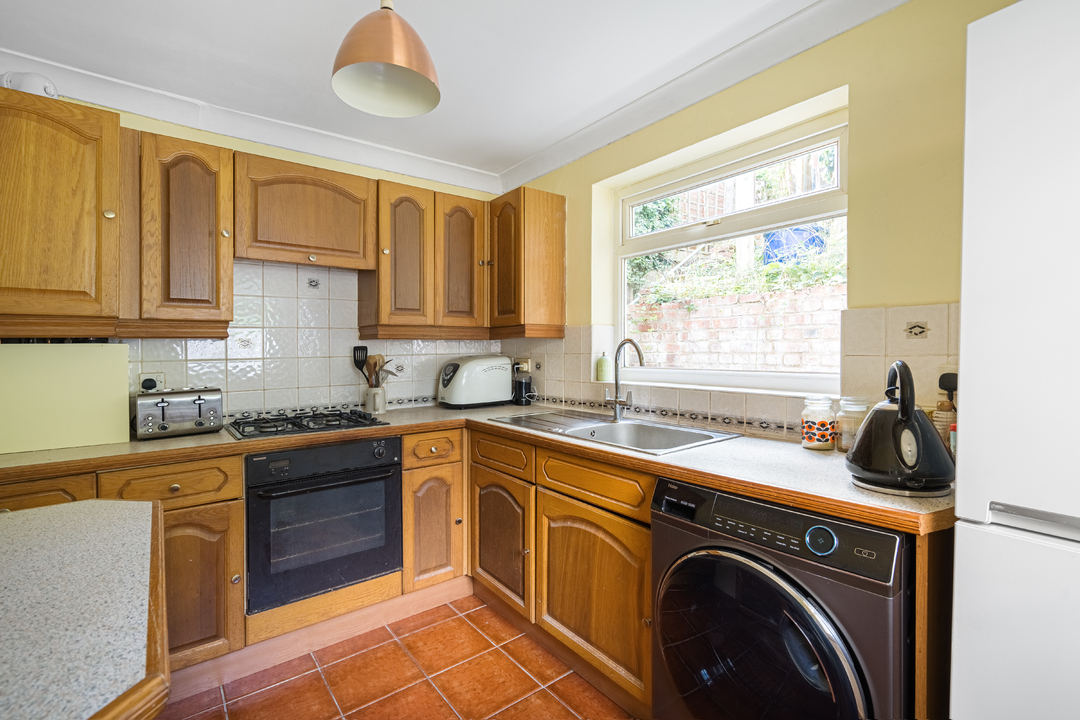 1 bed apartment for sale in 66 Avondale Road, South Croydon  - Property Image 8