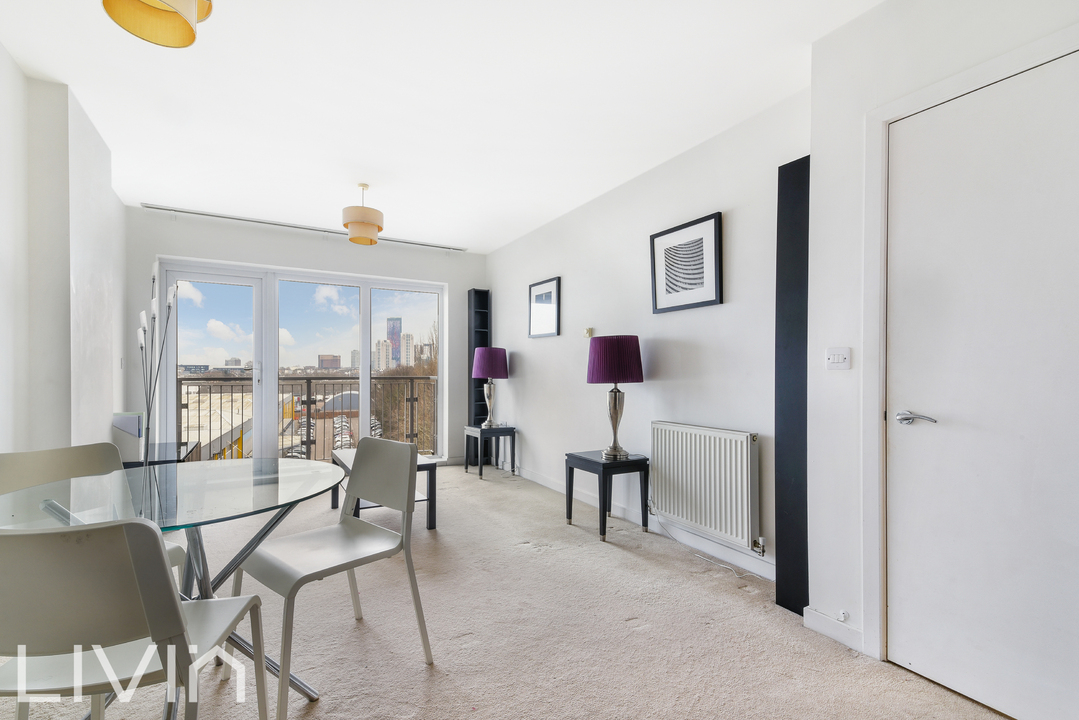 1 bed apartment for sale in Peebles Court, Croydon  - Property Image 2