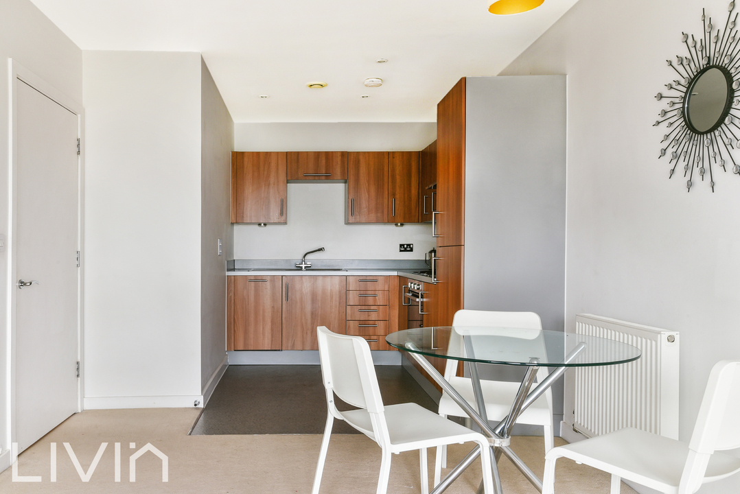 1 bed apartment for sale in Peebles Court, Croydon 3