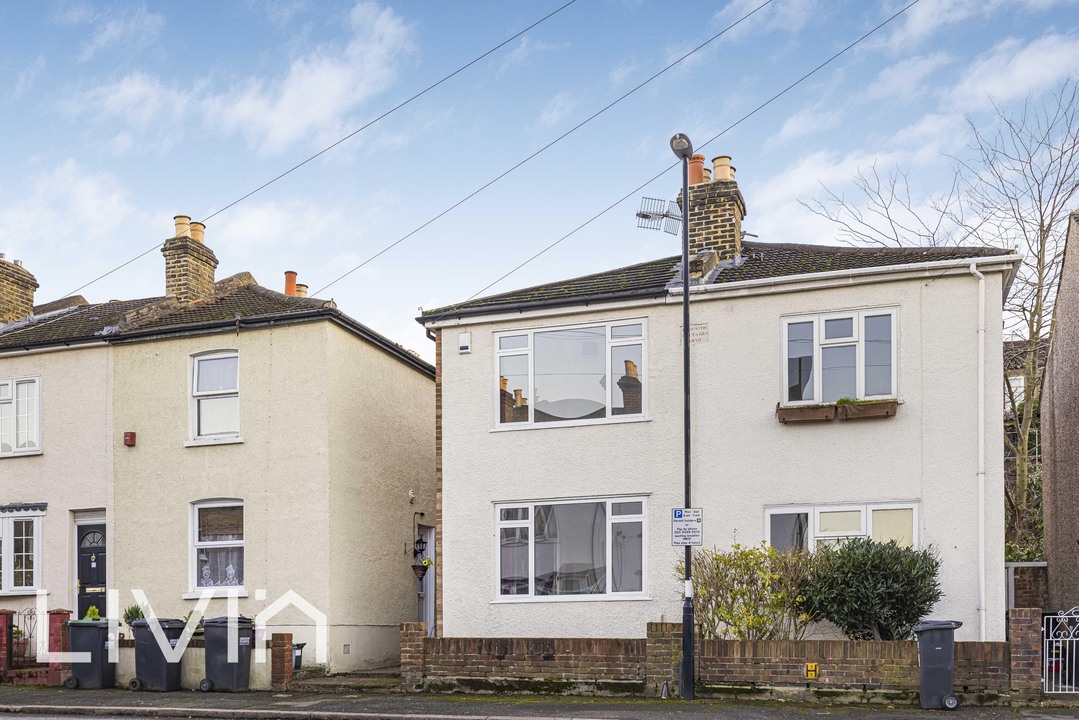 2 bed semi-detached house for sale in Eland Road, Croydon 19