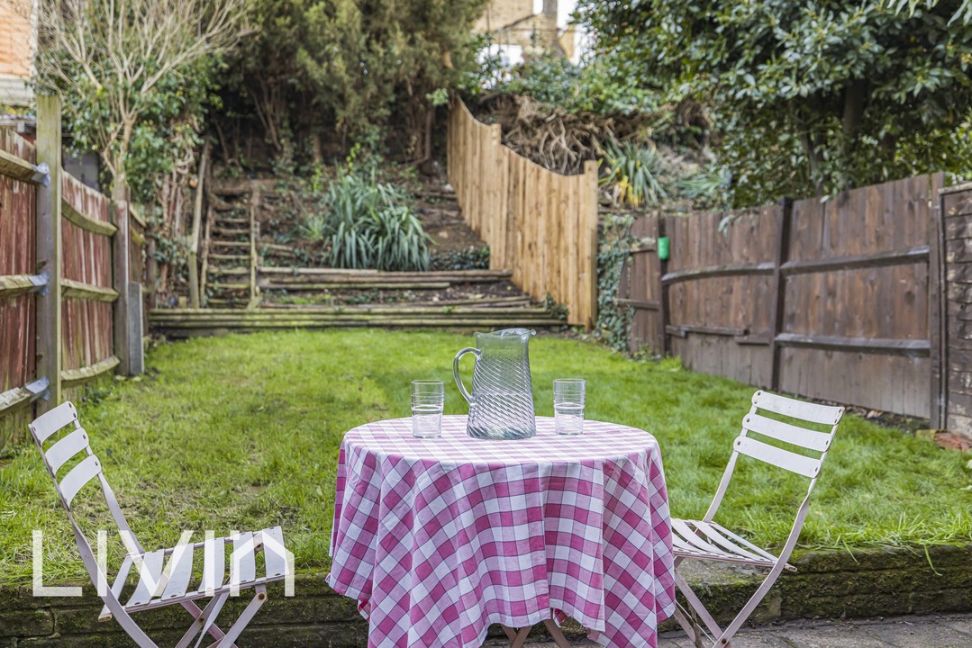 2 bed semi-detached house for sale in Eland Road, Croydon 11