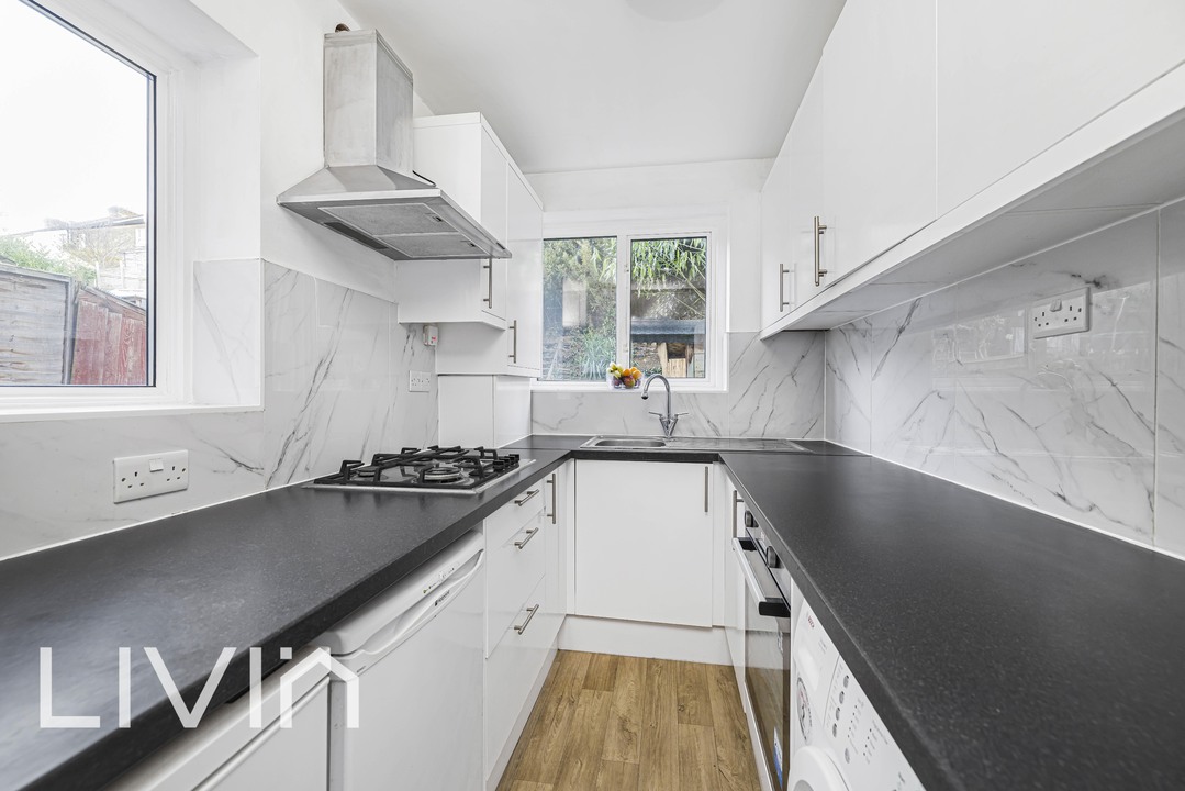 2 bed semi-detached house for sale in Eland Road, Croydon 3