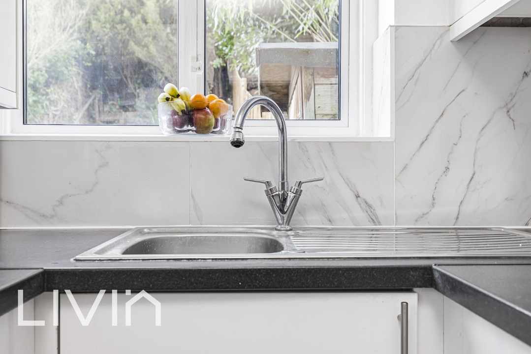 2 bed semi-detached house for sale in Eland Road, Croydon 9