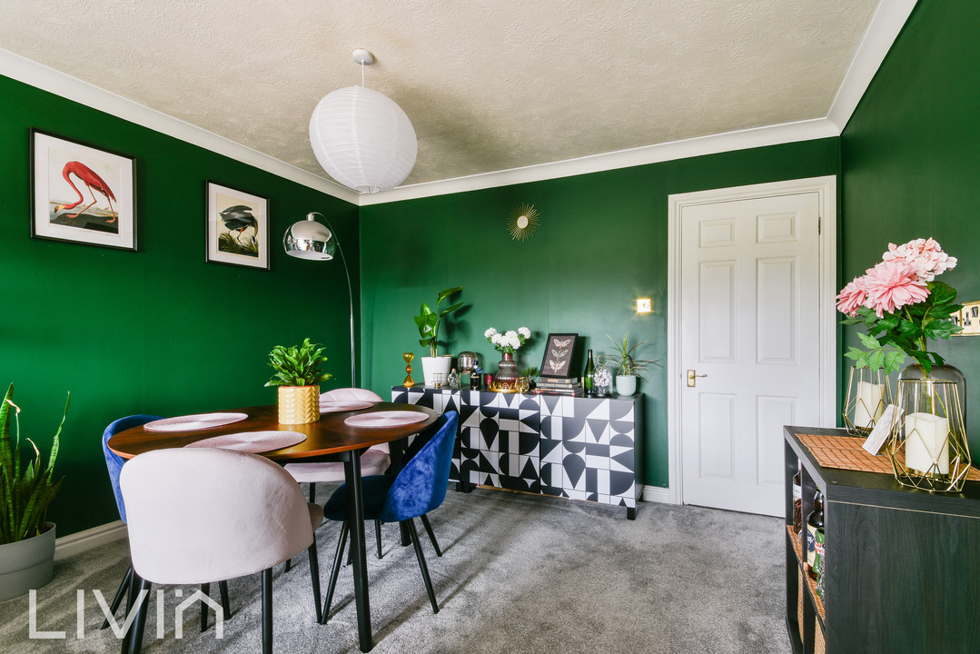 2 bed apartment for sale in Fleetwood Close, Croydon  - Property Image 4