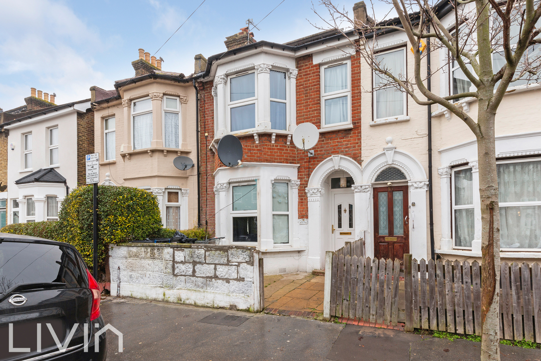 3 bed house for sale in Limes Road, Croydon  - Property Image 1