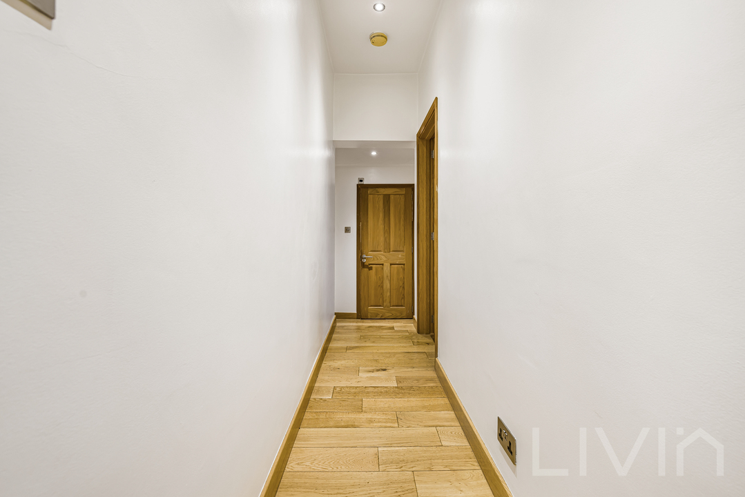2 bed apartment for sale in Addiscombe Road, Croydon  - Property Image 8