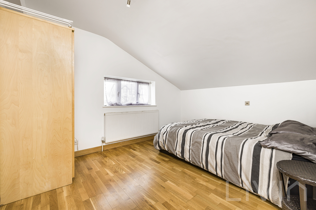 2 bed apartment for sale in Addiscombe Road, Croydon  - Property Image 9