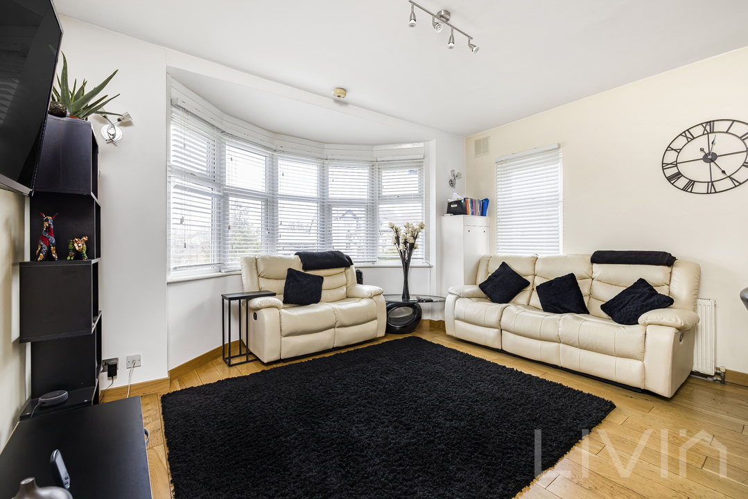 2 bed apartment for sale in Addiscombe Road, Croydon  - Property Image 5