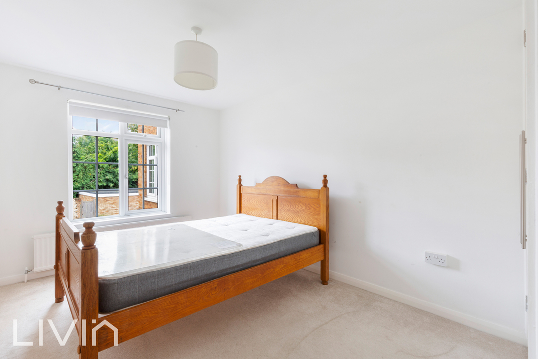 2 bed apartment for sale in Edith Court, Croydon 8